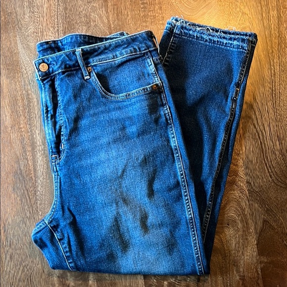 GAP | Classic Blue Vintage Slim Sky High Jeans - Picture 7 of 8